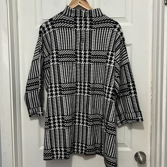 MAX STUDIO tunic sweater. Size 2X - Picture 5 of 7